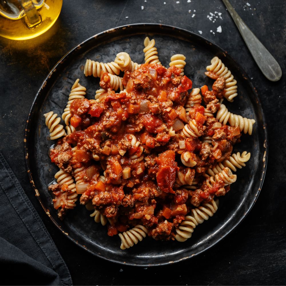 Pasta met Tomatensaus en Kipgehakt